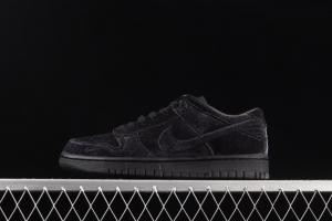 Dover Street Market x NIKE DUNK Low Triple Black Black Valentine's Day SB Slam Dunk Series low-top skateboard shoes DH2686-002