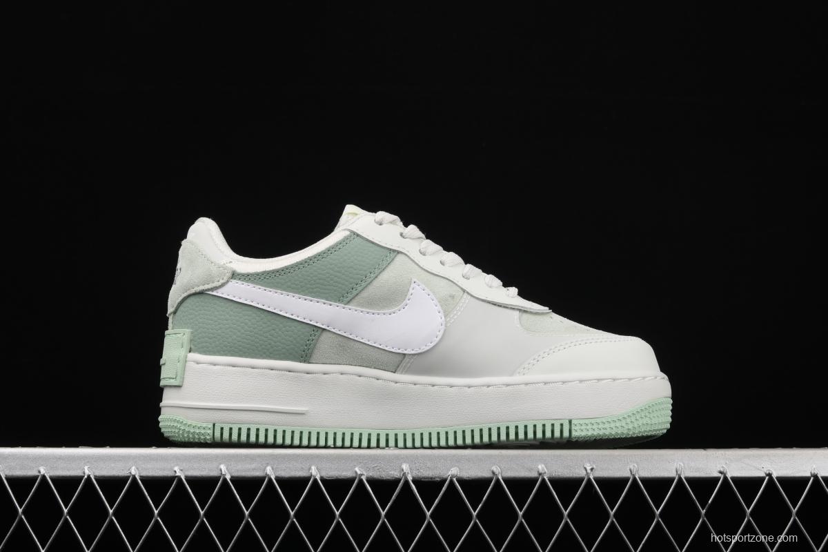 NIKE Air Force 1 ShAdidasow light weight heightened low-top 100-board shoes CW2655-001