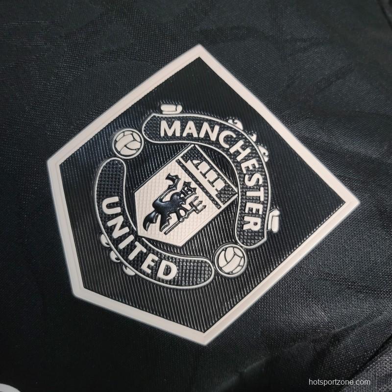 Player  Version 23-24 Manchester United Co-branded Black Jersey