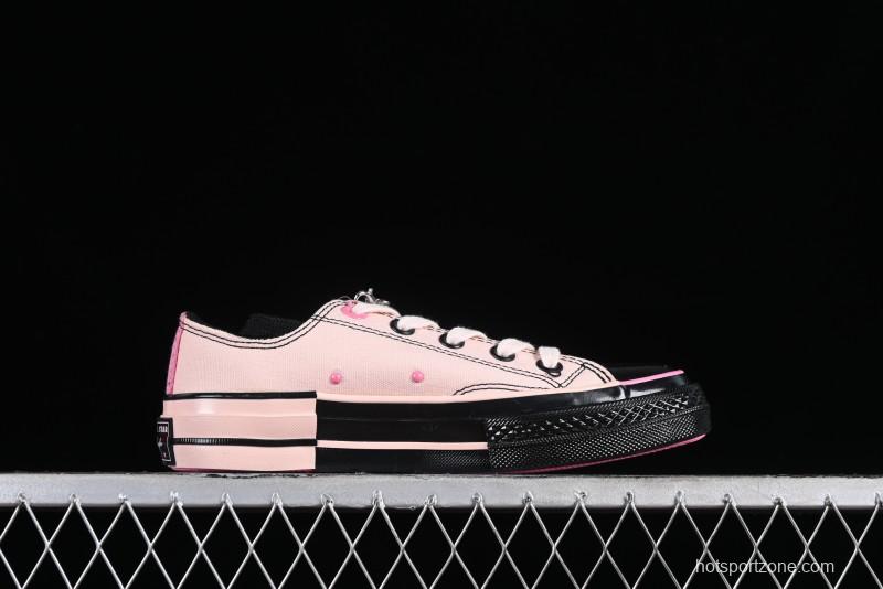 Converse Chuck 70s Low-Top Casual Sneakers with Black-Pink Chain Design - A09542C
