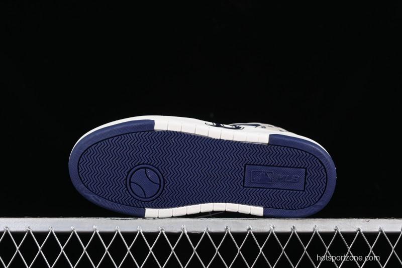 MLB Chunky Liner New York Yankees Lightweight Platform Sneakers with 6cm Height Increase - 3ASXLM13N43BGL