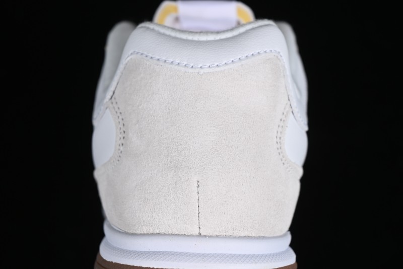 New Balance RC24 Series Retro Football-Inspired Casual Sneakers - URC42LA