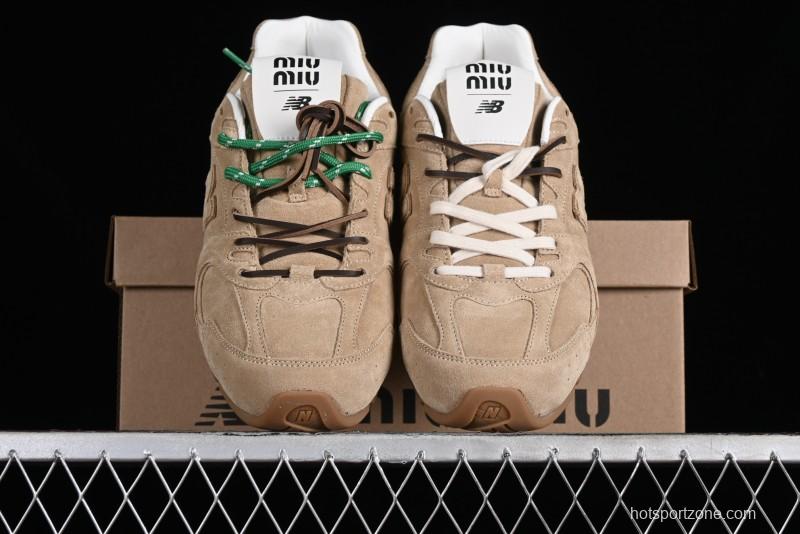 Miu Miu x New Balance 530 Low-Top Retro Running Sneakers with Deconstructed Design - 38165