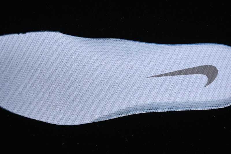Nike HyperSet Lightweight Low-Top Training Basketball Shoes with React Foam and Flywire - DJ4473-100