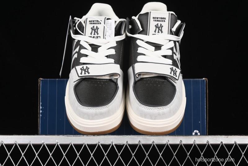 New York Yankees Chunky Liner Mid Denim Monogram Sandals with Velcro Closure and Thick Sole - 3ASXCHL4N50GRS