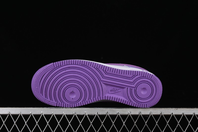 Nike Air Force 1 '07 Low Casual Sneakers with Full-Length Air Cushion - HQ3905-500