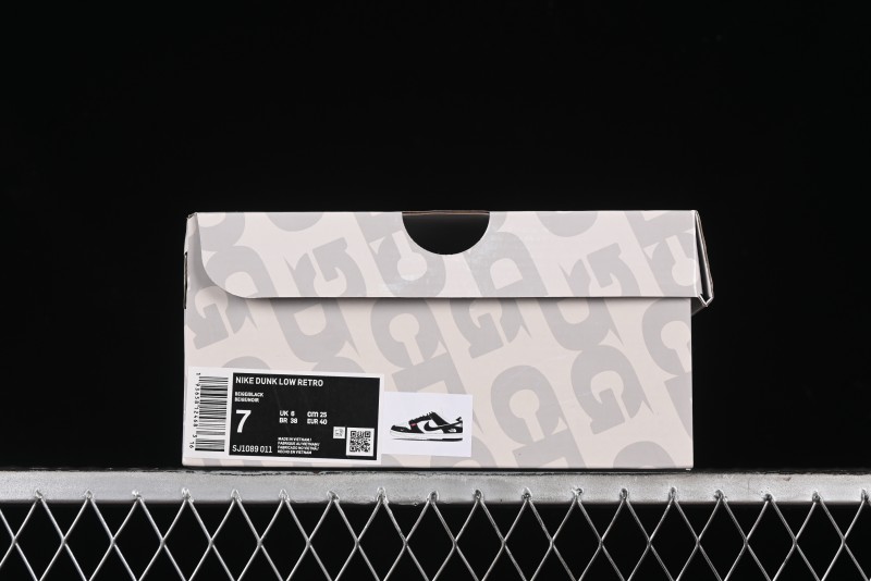 Nike SB Dunk Low The North Face Collaboration - Black Pig Eight Black Hook Anniversary High-End Custom Low-Top Casual Sneakers - SJ1089-011