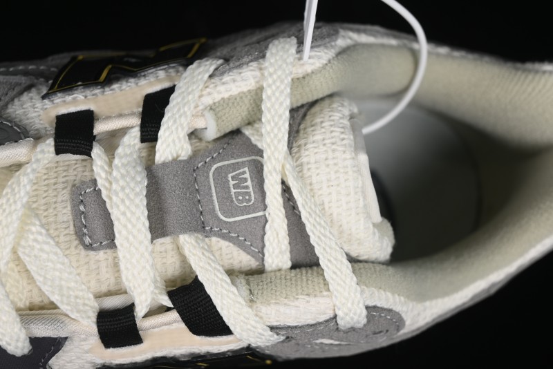 New Balance 1906 Series Retro Dad Style Casual Running Shoes - M1906NG1