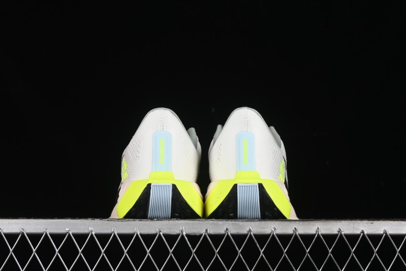 Nike Air Zoom Pegasus 35 Running Shoes with Breathable Mesh and Zoom Air Cushion - HQ3451-101