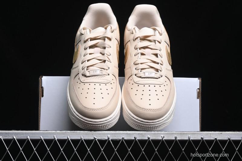 Nike Air Force 1 '07 Low Top Sneakers with Full-Grain Leather and Air Cushion - DQ7569-102