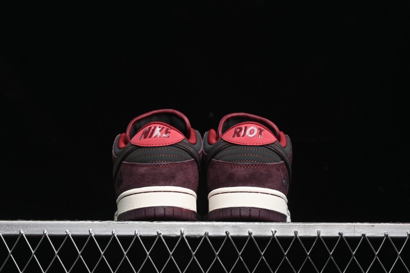 Nike SB Dunk Low Bordeaux Red Skate Shoes Collaboration with Riot Skateshop - FZ1289-200