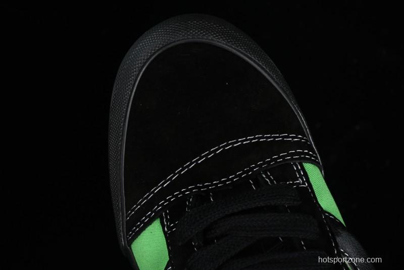 Vans Classics Knu Skool Retro Sneakers with Thickened Tongue and Enlarged Toe - VN0009QCSWE