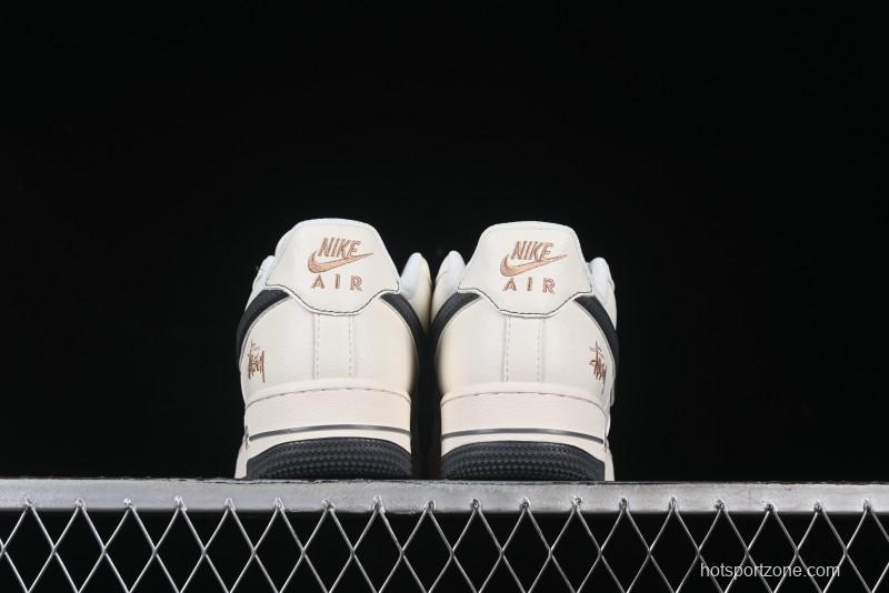 Nike Air Force 1 '07 Low Casual Sneakers in Black Pigskin - XZ6188-705