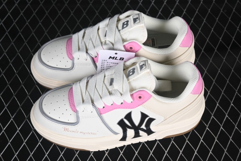 New York Yankees MLB Chunky Liner Custom Platform Sneakers - 3ASXCA12N50IVS