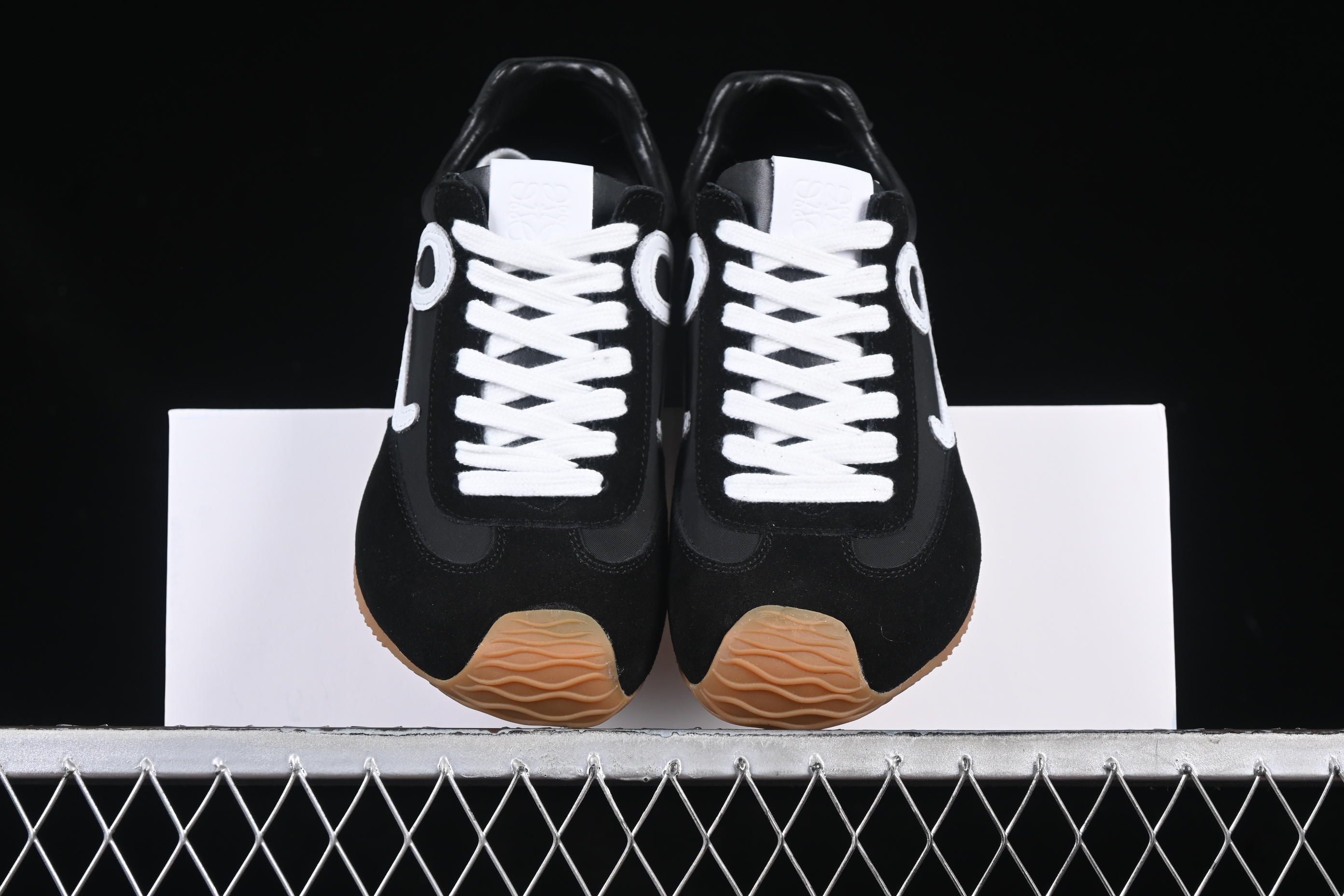 Loewe Ballet Runner 2.0 Sneakers Retro Style Casual Comfortable Training Shoes - N.D4
