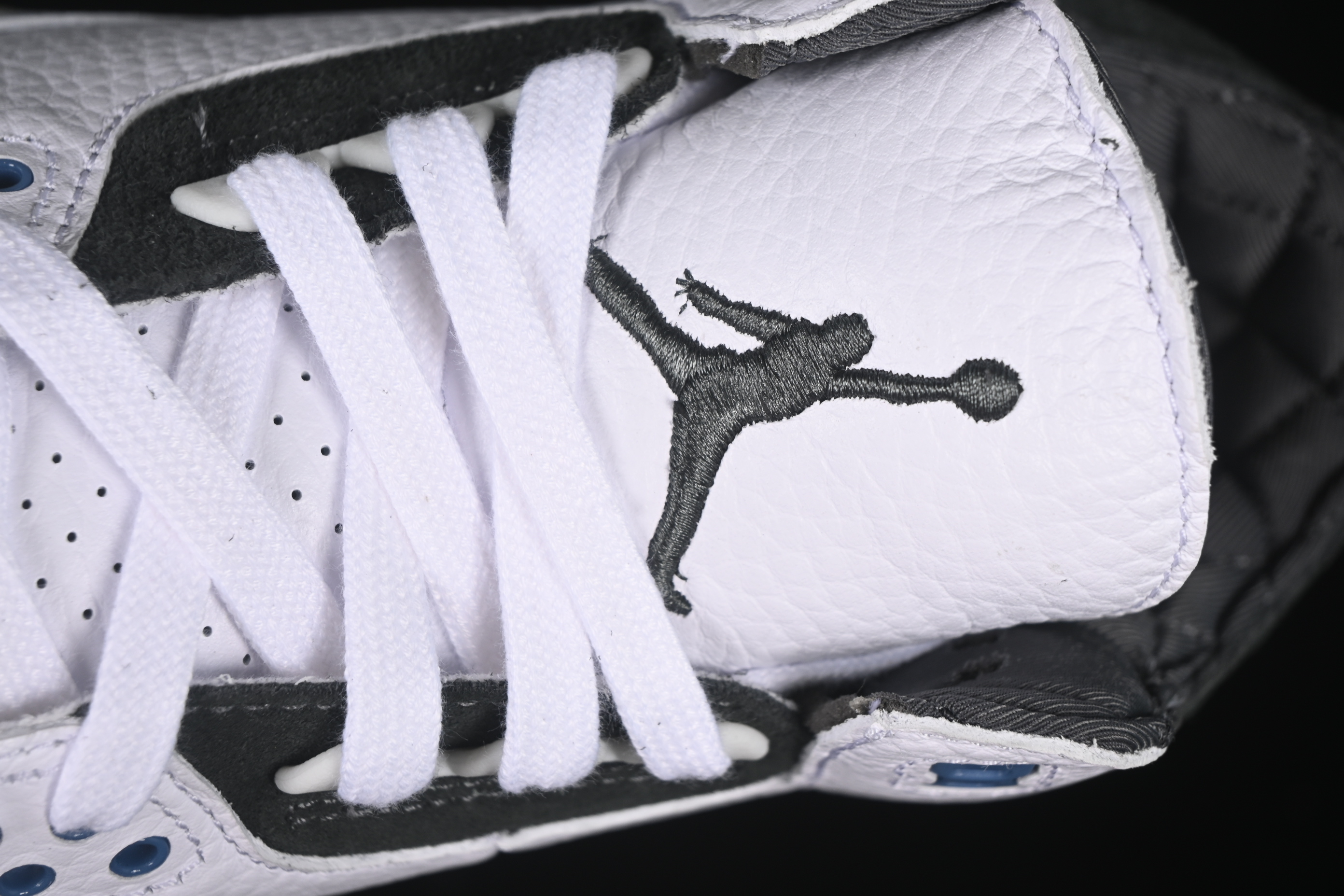 Nike Air Jordan 3 Retro OG SP "Diffused Blue" Basketball Shoes - HV8571-100