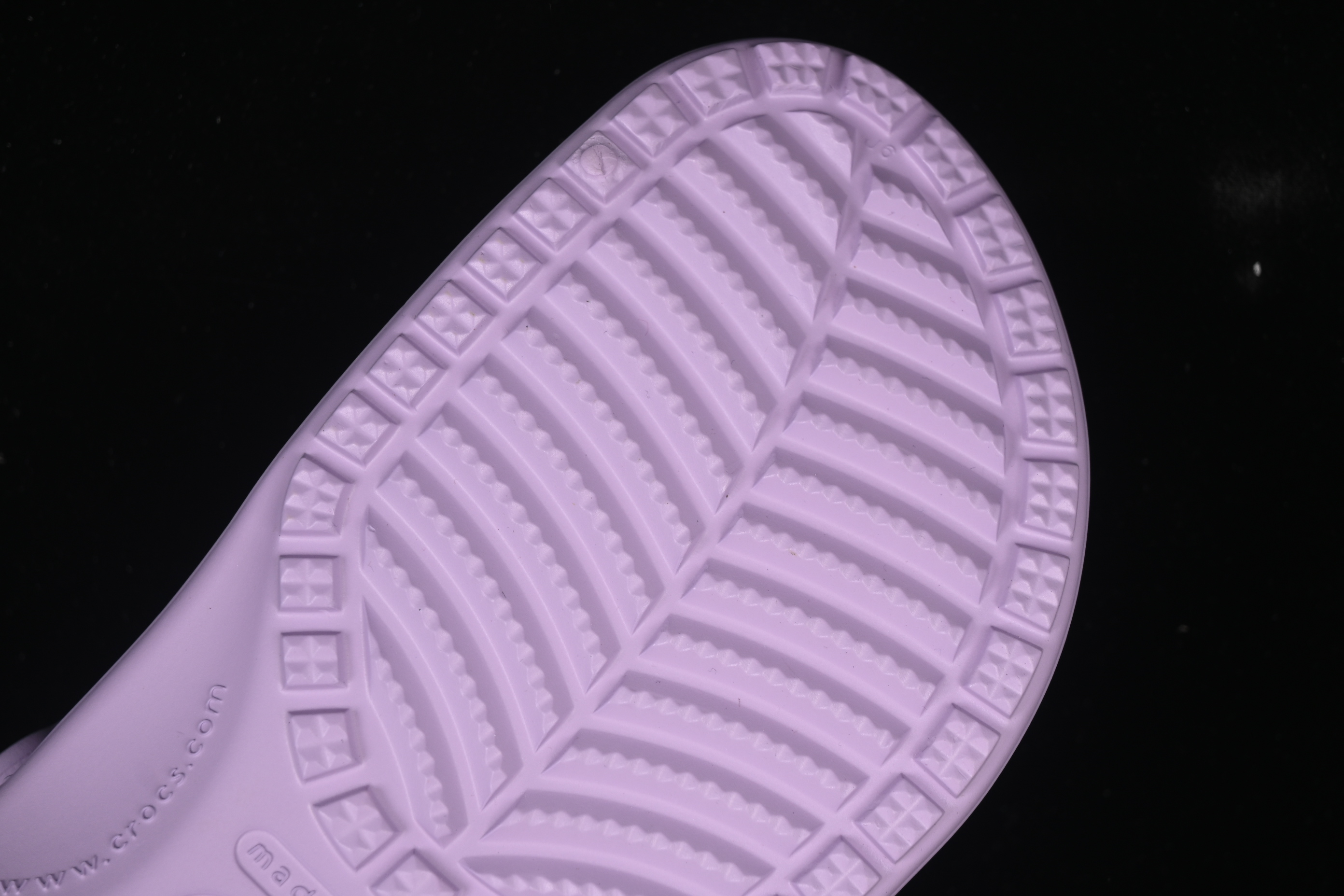 Crocs Classic Clog Summer Two-Way Beach Sandals with Ventilation Holes - B.D4