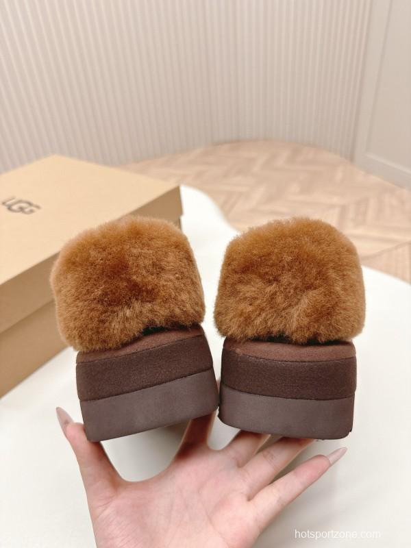2024 Women UGG Brown Sheepskin Slippers MJ00280