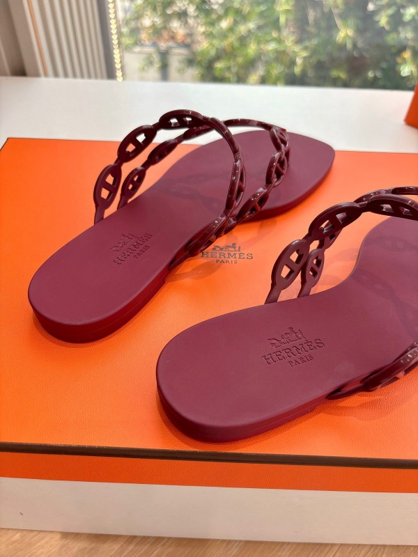 2025 Women Hermès Burgundy Leather Chain Strap Sandals G059 (F)
