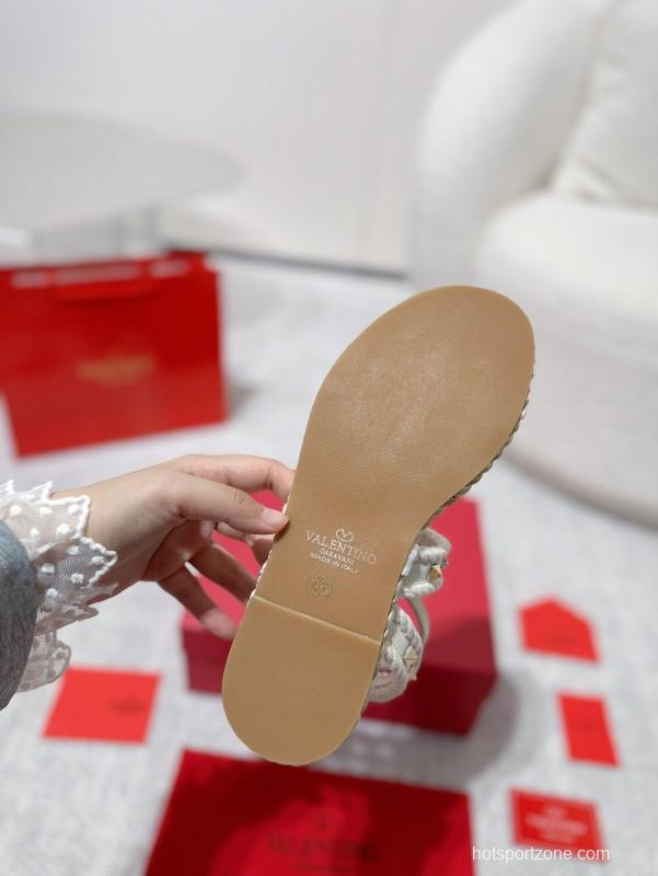 2025 Women Valentino White Leather Sandals Studded LY00250