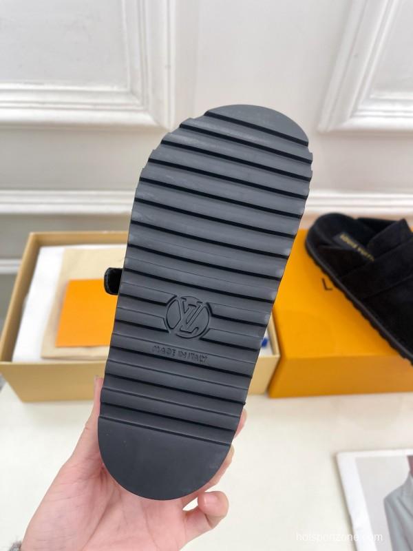 2025 Women Louis Vuitton Black Suede Mule Slip-On KFY00300