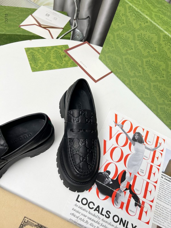 2024 Women Gucci Black Leather Loafers MJ00320