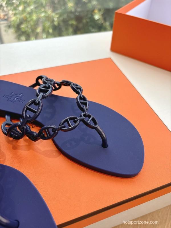 2025 Women Hermès Purple Rubber Chain Thong Sandals LY00360(F)