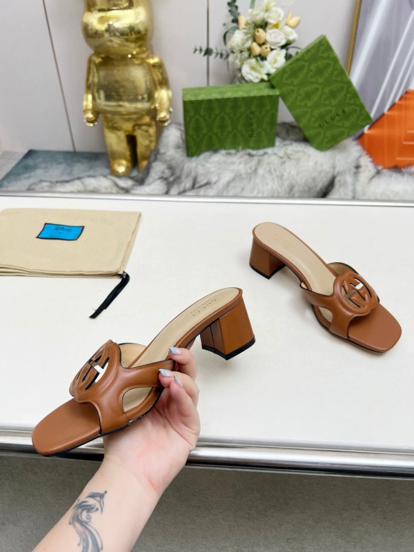 2025 Gucci Brown Leather Slippers MJ00190