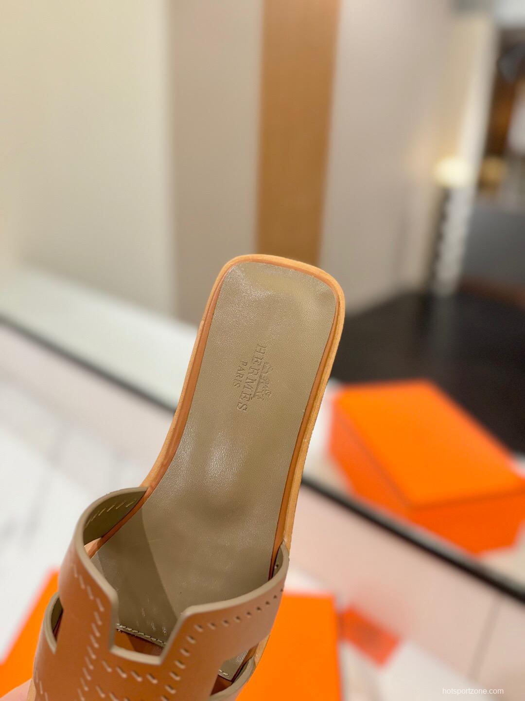 2025 Women Hermès Tan Leather Slippers