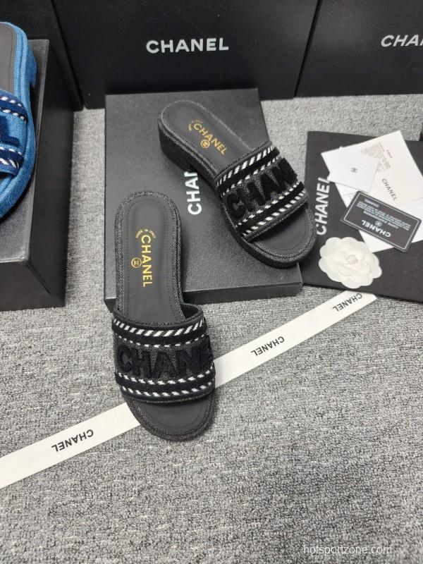 2025 Women Chanel Black Fabric Slippers LY00360
