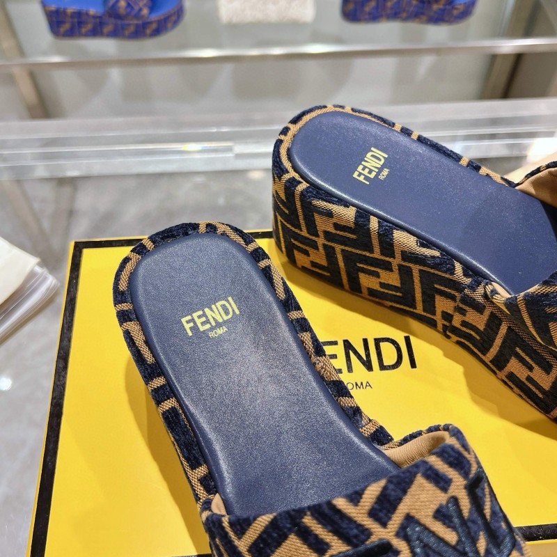 2025 Fendi Navy Beige Jacquard Fabric Platform Slippers