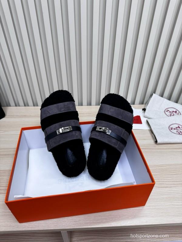 2024 Slippers Hermès Black Grey Shearling Slippers MJ00300