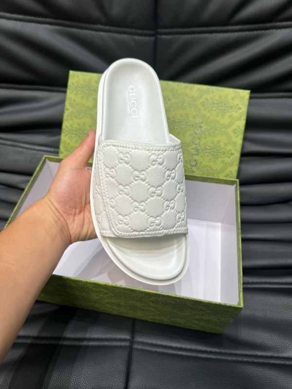 2024 Slippers Gucci White Leather Slippers MJ00200