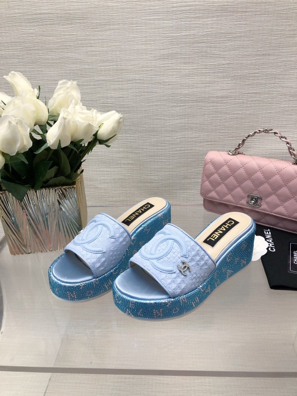 2025 Women Chanel Blue White Fabric Platform Slide Sandals LY00320