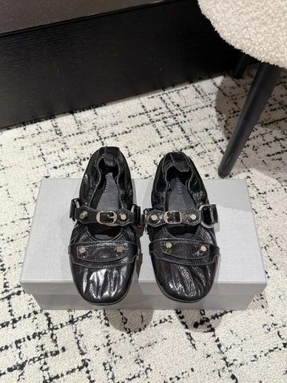2025 Women Balenciaga Black Leather Ballet Shoes