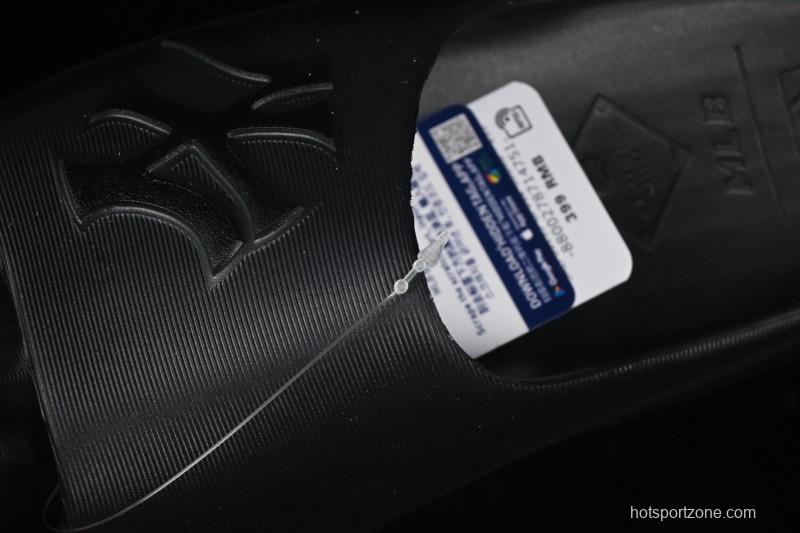 New York Yankees MLB Skipper Slide Summer Casual Sandals - 3ALPS015350BKS