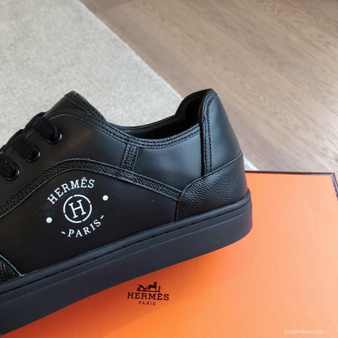 2025 Unisex Hermès Black Leather Sneakers AS00380