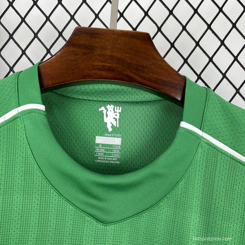 2007/08 Manchester United Green Goalkeeper Retro Jersey