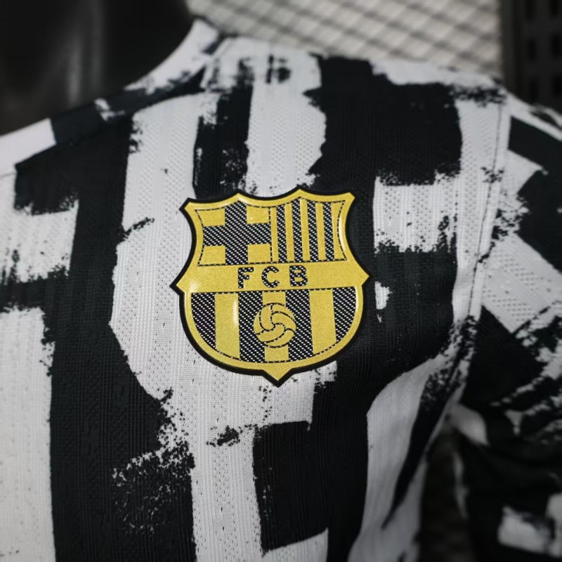 Player Version 25/26 Barcelona Black with Distressed Stripes Jersey