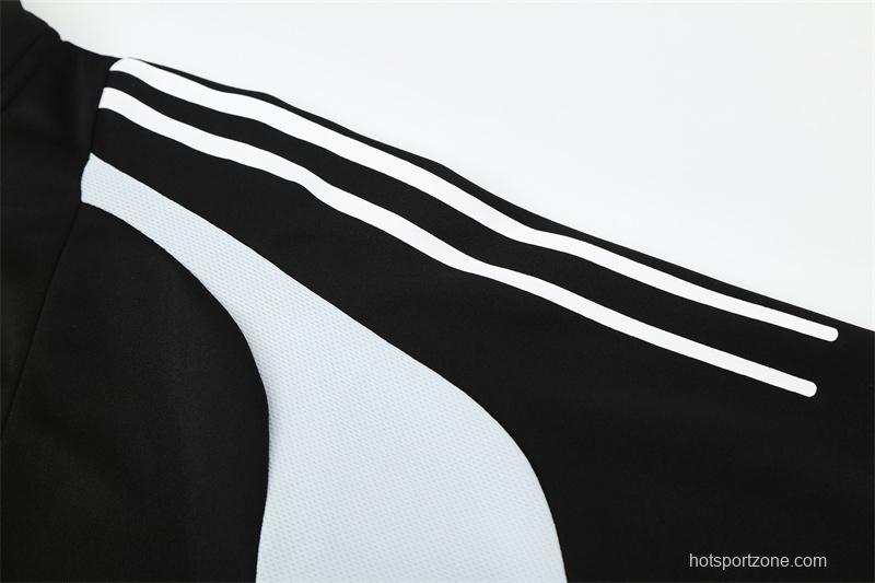 Retro 04/05 Real Madrid Black Half Zipper Jacket