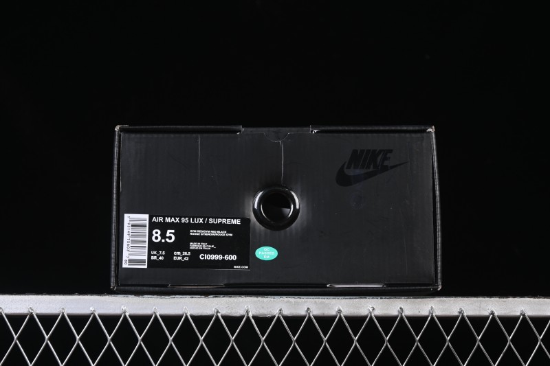 Nike Supreme x Air Max 95 Lux Retro Cushioned Running Shoes - CI0999-600