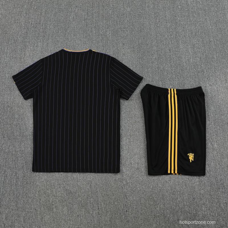 25/26 Manchester United Wine Short Sleeve Jersey+Shorts