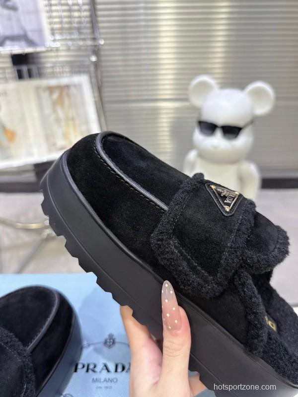 Prada Spring/Summer 2025 Runway Shearling Slippers - KFY00280