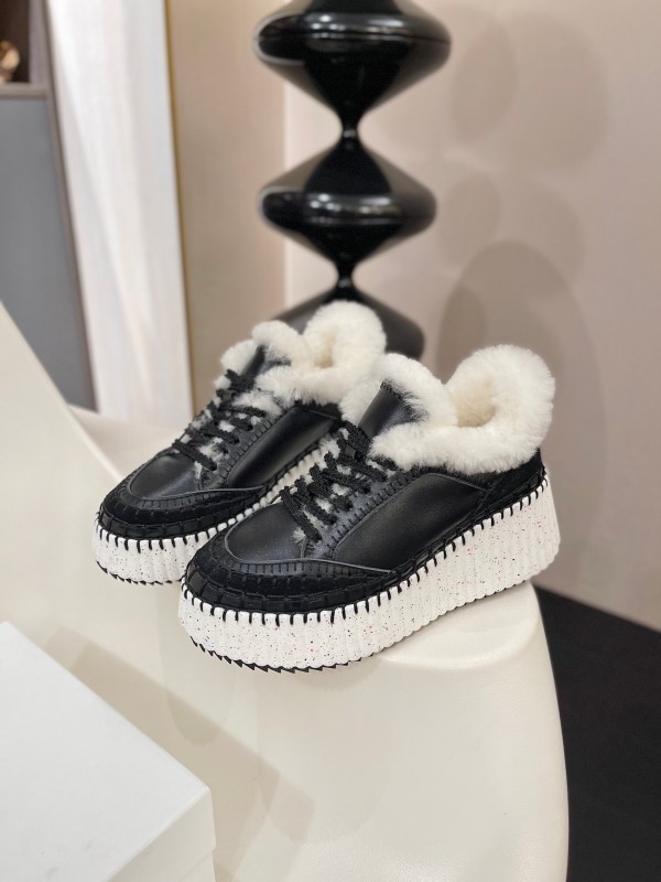 Chloe 2025 SS Casual Shoes with Lightweight Rubber Foam Sole - LY00420