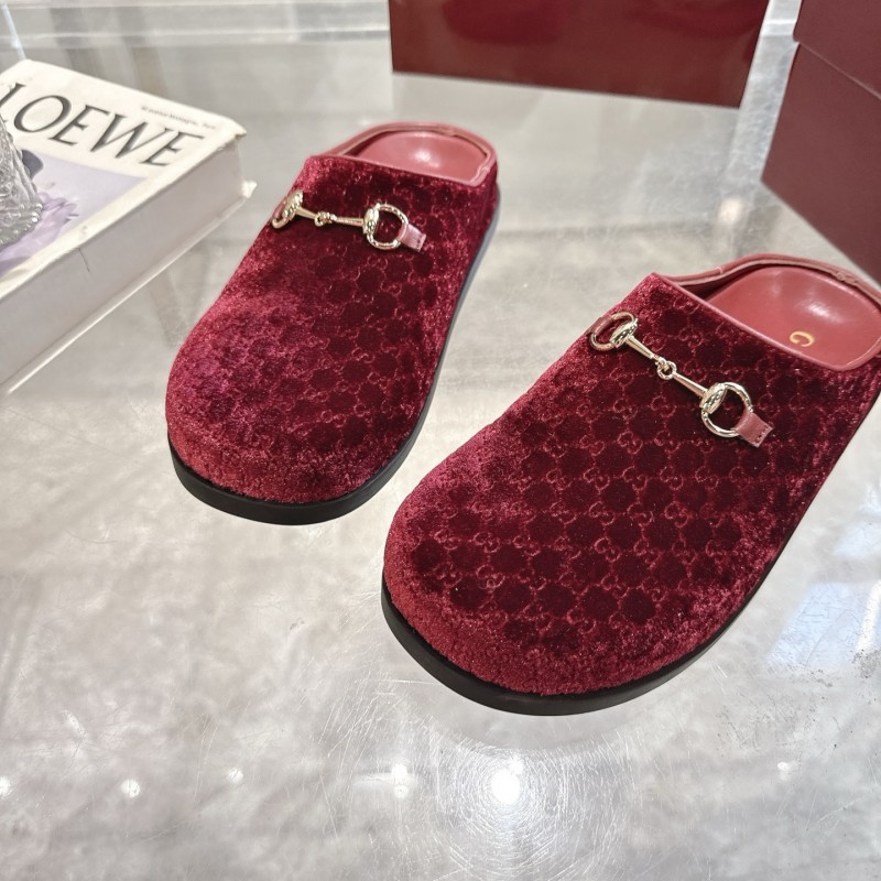 Gucci Women's Mule Shoes Velvet with Horsebit Detail - LY00240