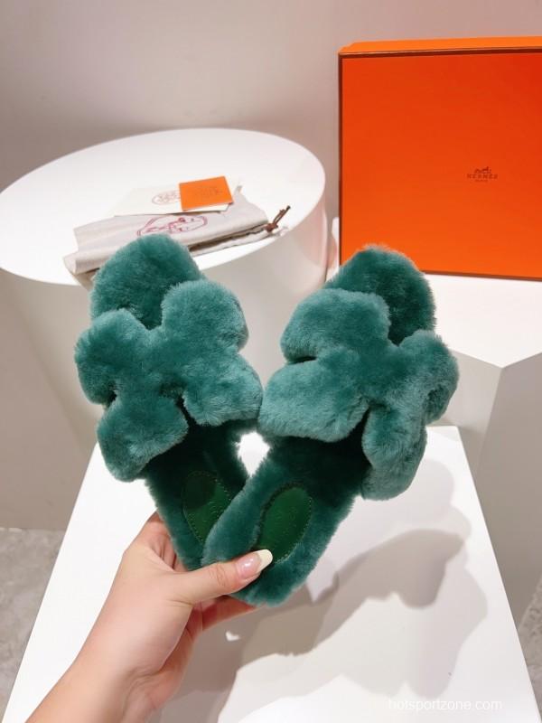 Hermès Teddy Wool H Slippers Flat Sole Fur Slides - LY00240