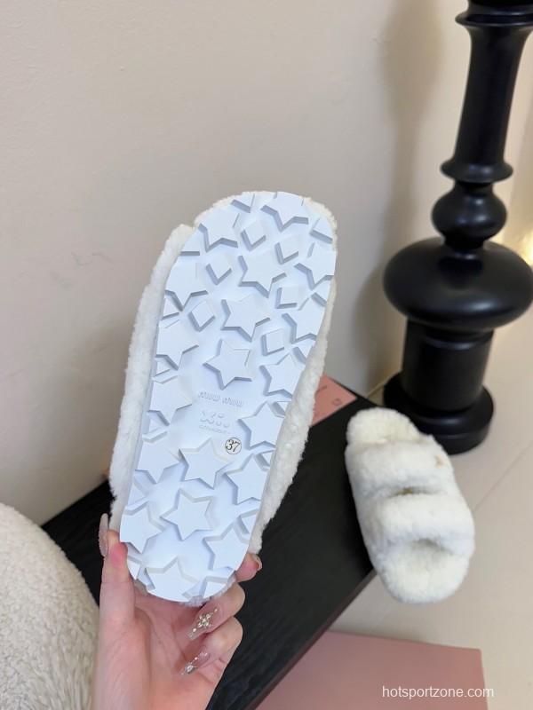 Miu Miu Spring/Summer 2025 Fur Slides - KFY00310