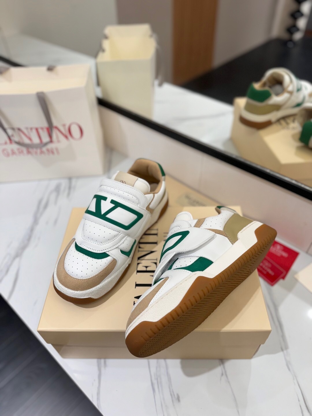 VALENTINO 2025 SS Casual Sneakers - V25SS001