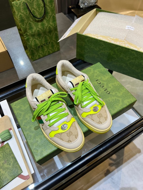 Gucci Distressed Sneakers 2025 SS Retro Design with Metal GG Logo - AS00270
