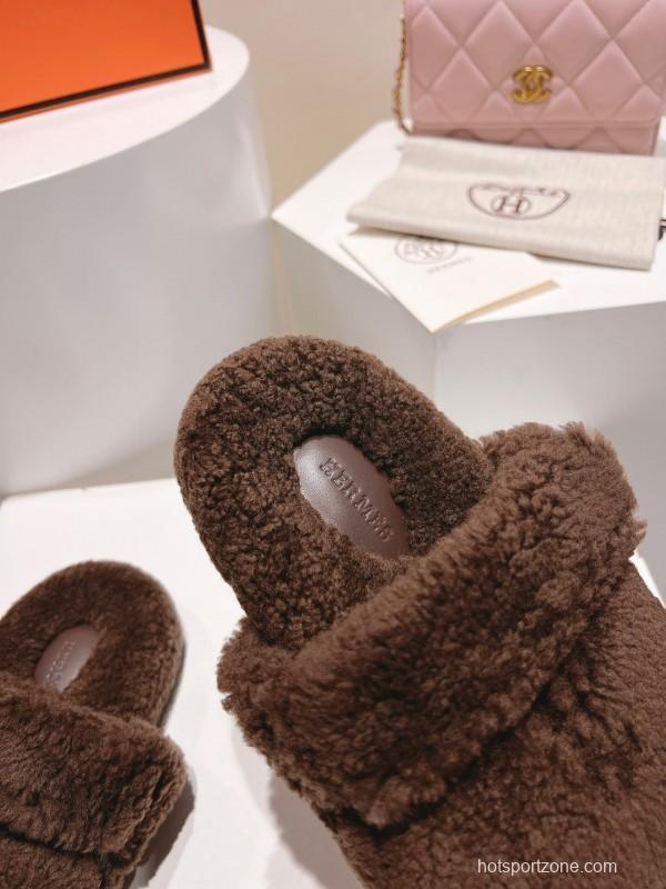 H Love Erjiu Full Wool Slippers with Slightly Curly Wool - LY00270